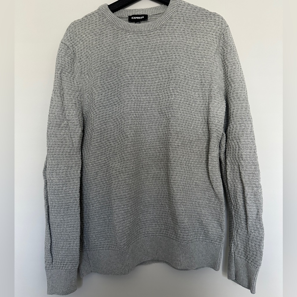 Express Men's Textured Gray Crewneck Sweater